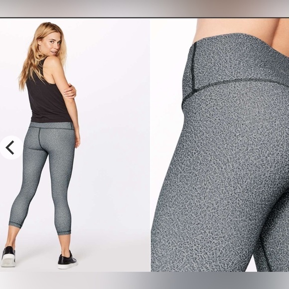 Lululemon Wunder Under Crop Hi-Rise Full-On Luxtreme 21" sizę 2 - Picture 5 of 7